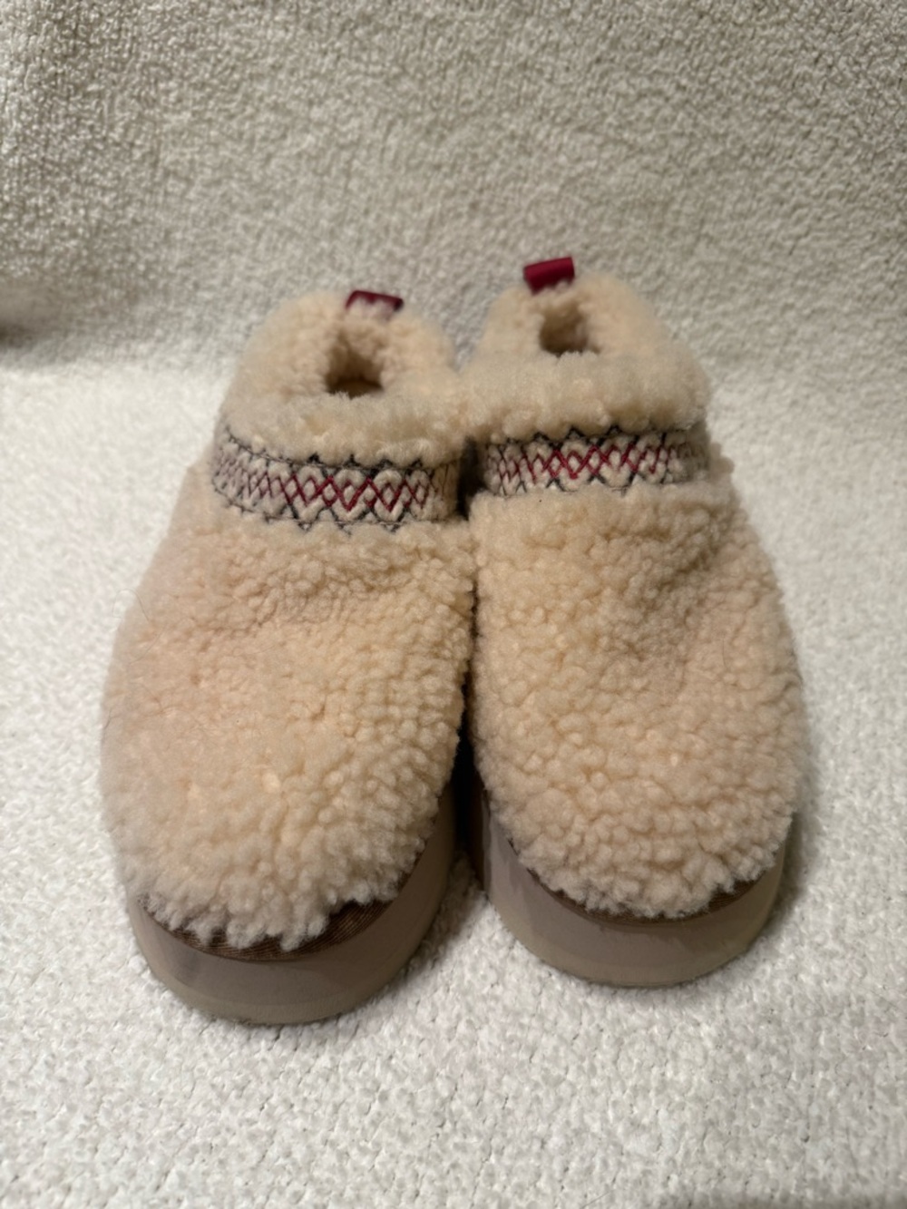 Ugg Tazz Slippers in Heritage Braid
Natural